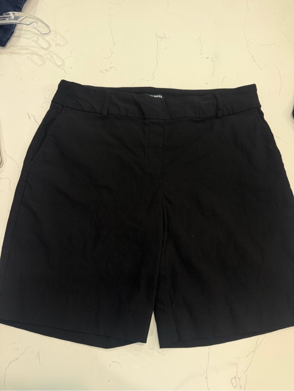 Hilary RADLEY Bermuda 9’ pull on dress shorts